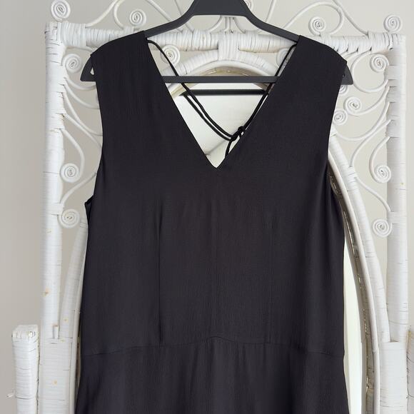 Everlane Dress Medium The Satin V Neck Maxi Minimalist Quiet Luxury Old Money - Picture 3 of 10